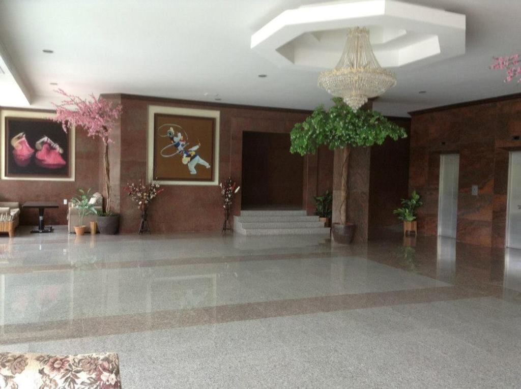 Hotel Kan Канчанабури Екстериор снимка