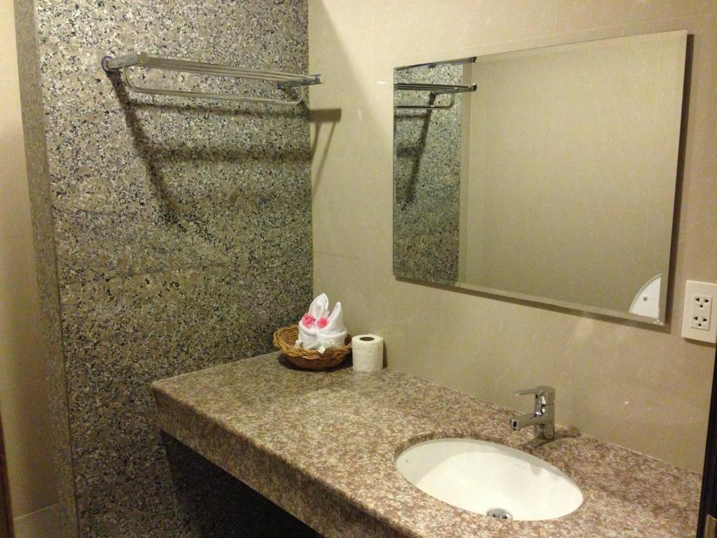Hotel Kan Канчанабури Екстериор снимка