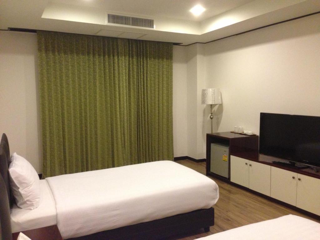Hotel Kan Канчанабури Екстериор снимка